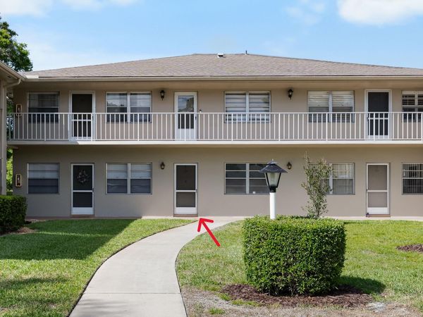28 Lake Vista Trail, Unit 104, Port St. Lucie, FL 34952