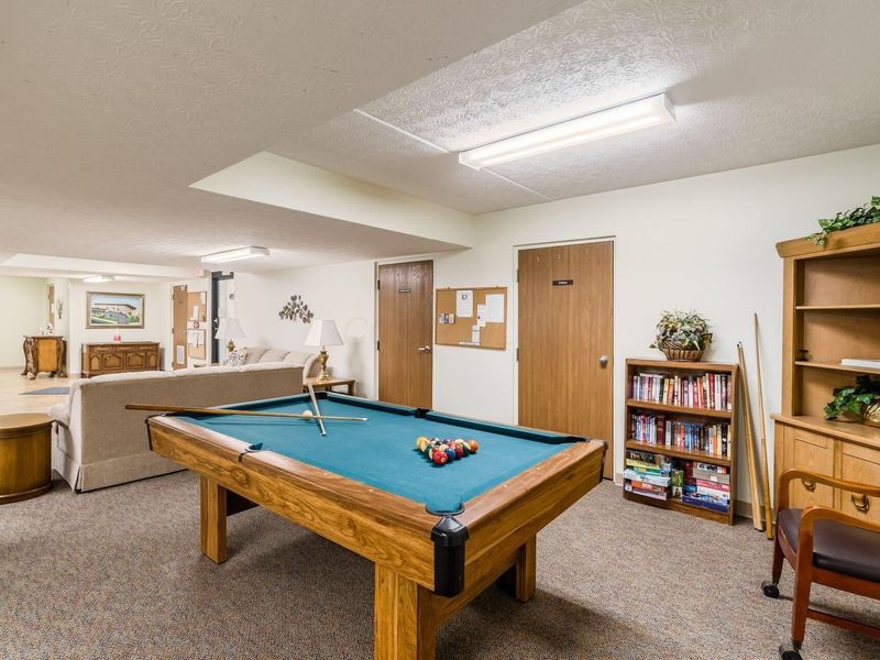 5885 Beechcroft Road , Unit 104, Columbus, OH 43229 Photo 24