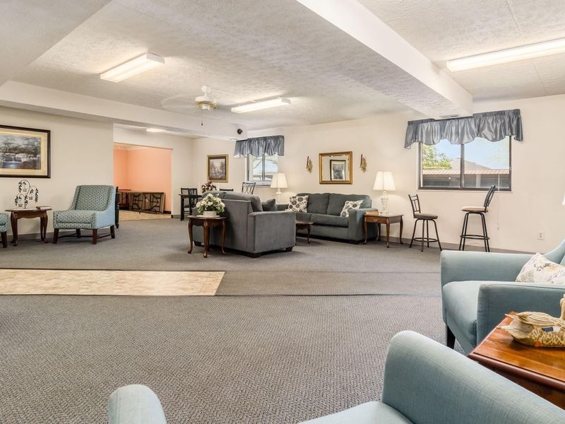 5885 Beechcroft Road , Unit 104, Columbus, OH 43229 Photo 32