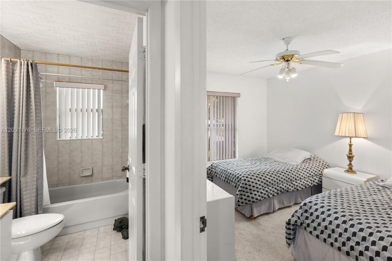 287 NW 37th Way , Deerfield Beach, FL 33442 Photo