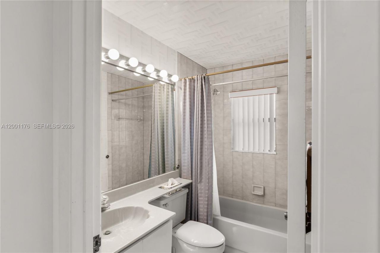 287 NW 37th Way , Deerfield Beach, FL 33442 Photo