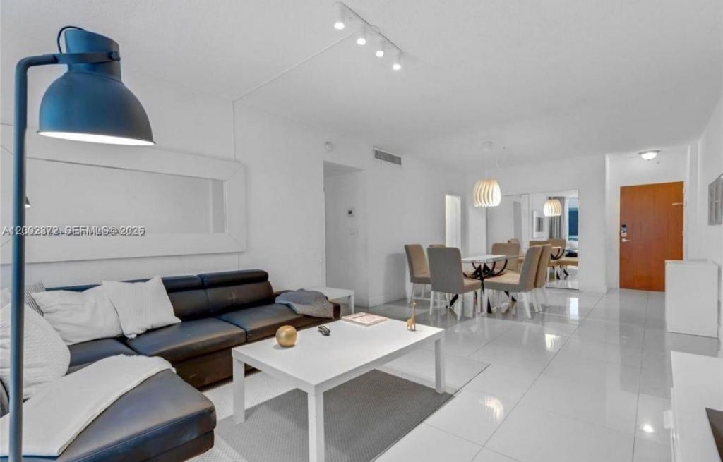 3901 S Ocean Dr, Unit 1B, Hollywood, FL 33019 Photo