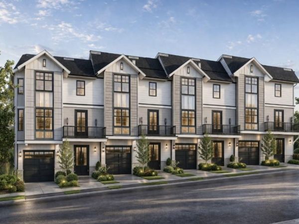 715 Luscombe Pl, Esquimalt, BC V9A 7L6