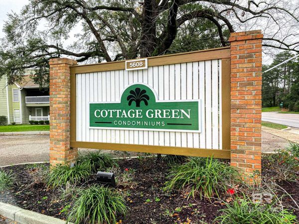 5608 Cottage Hill Drive, Unit 214, Mobile, AL 36609