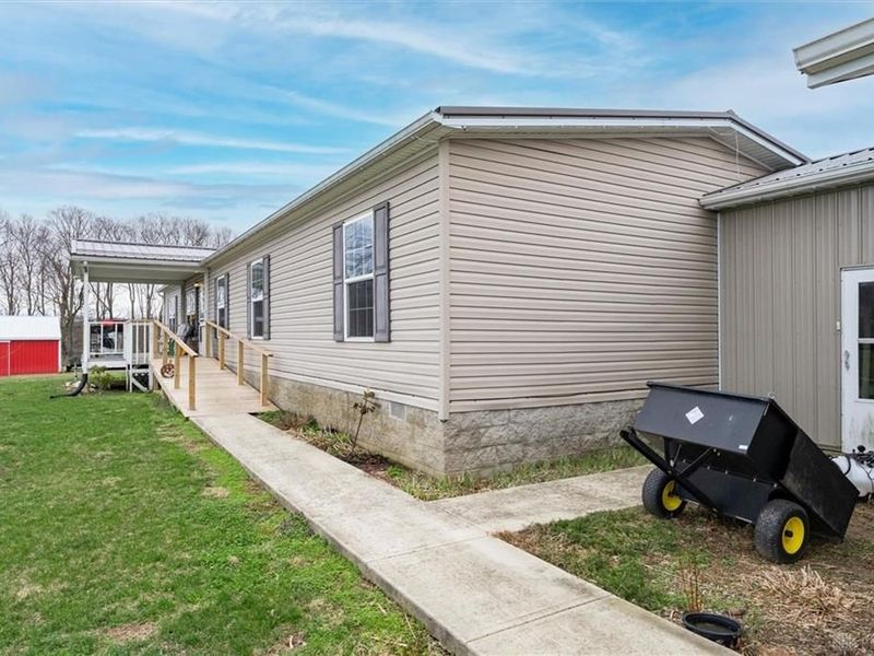 1926 Fairview Rd, Peebles, OH 45660 Photo 4