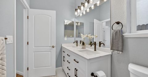 10300 Nick Way, Elk Grove, CA 95757 Photo