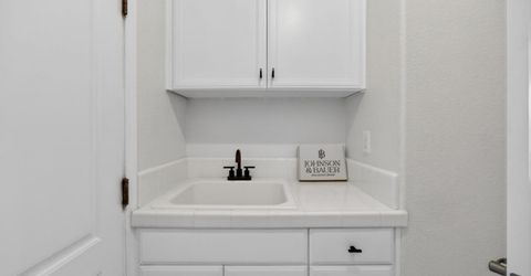 10300 Nick Way, Elk Grove, CA 95757 Photo