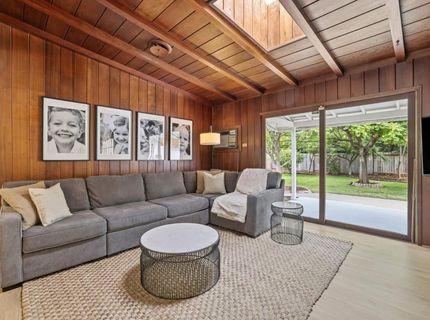 1828 Wayside Ln, Sacramento, CA 95864 Photo