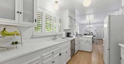 1828 Wayside Ln, Sacramento, CA 95864 Photo