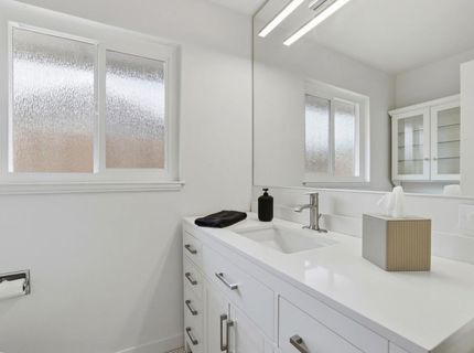 1828 Wayside Ln, Sacramento, CA 95864 Photo