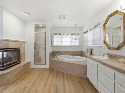 1828 Wayside Ln, Sacramento, CA 95864 Photo