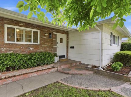 1828 Wayside Ln, Sacramento, CA 95864 Photo