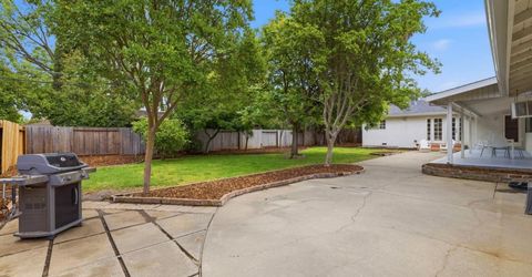 1828 Wayside Ln, Sacramento, CA 95864 Photo