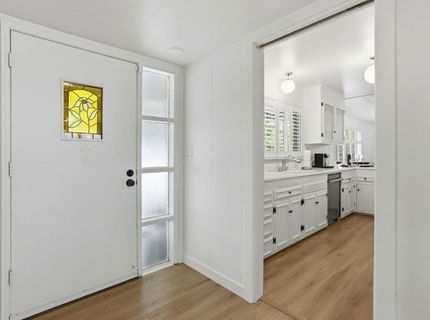 1828 Wayside Ln, Sacramento, CA 95864 Photo