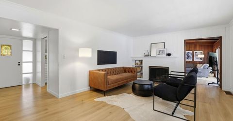 1828 Wayside Ln, Sacramento, CA 95864 Photo