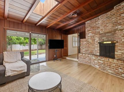 1828 Wayside Ln, Sacramento, CA 95864 Photo