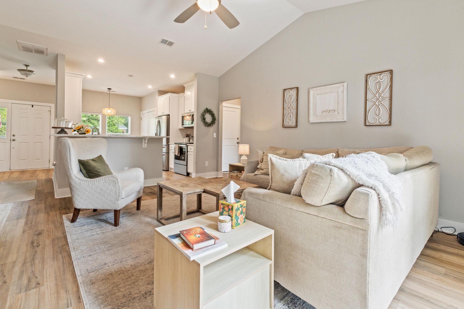 204 Read Street Photo 9