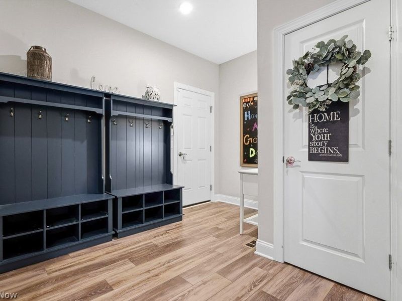 1316 Skyland Falls Boulevard, Hinckley, OH 44233 Photo 19