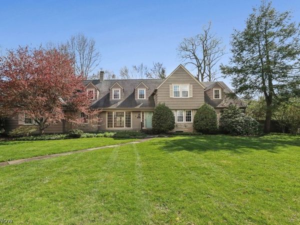 1134 Glamorgan Street , Alliance, OH 44601