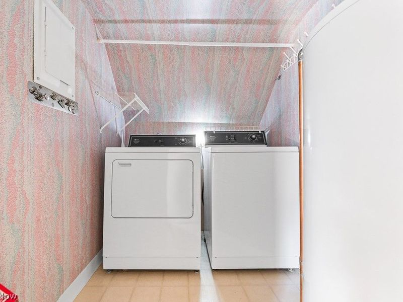 1134 Glamorgan Street, Alliance, OH 44601 Photo 32