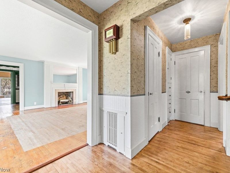 1134 Glamorgan Street, Alliance, OH 44601 Photo 9