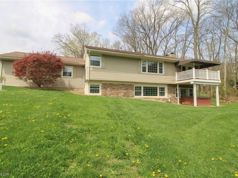 324 Neff Drive, Canfield, OH 44406 Photo 5