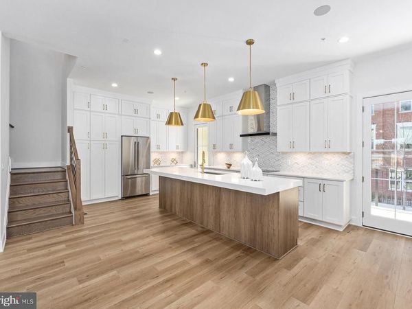 8601 ERDEM PLACE , CHEVY CHASE, MD 20815