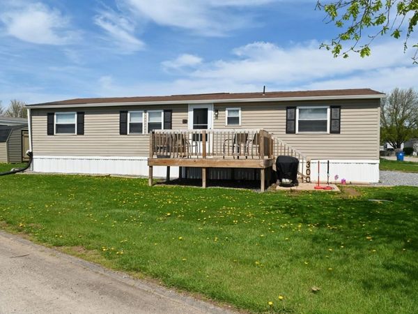 300 CHESAPEAKE ESTATE , THOMASVILLE, PA 17364