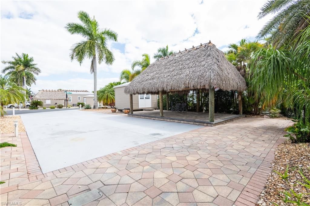 10200 Yellowtop Trl, Fort Myers, FL 33905 Photo