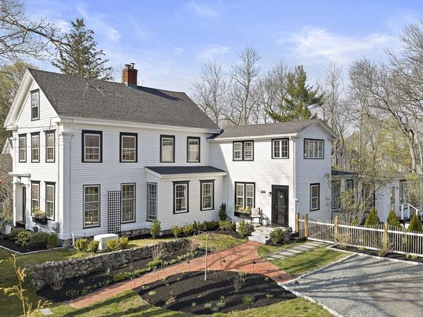 172 S Main St, Cohasset, MA 02025