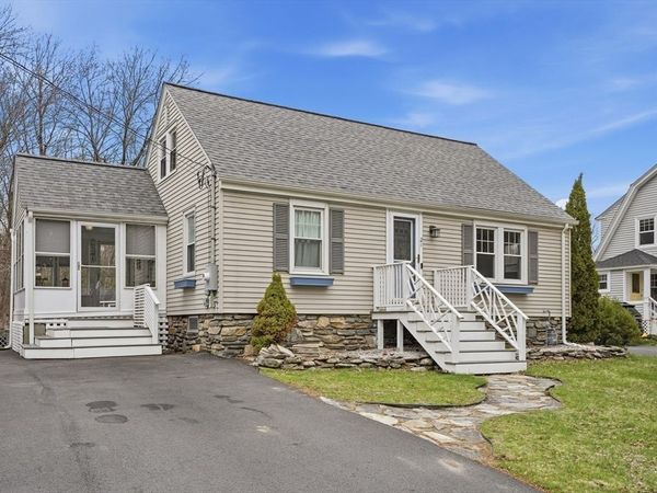 21 Park Street, Shrewsbury, MA 01545