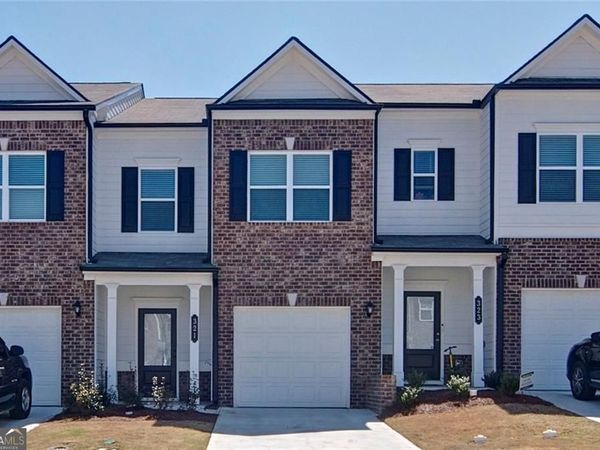 321 Skye Ln, Cartersville, GA 30121