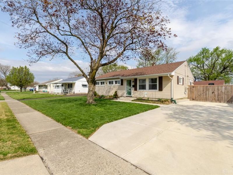 339 N American Boulevard, Vandalia, OH 45377 Photo 2