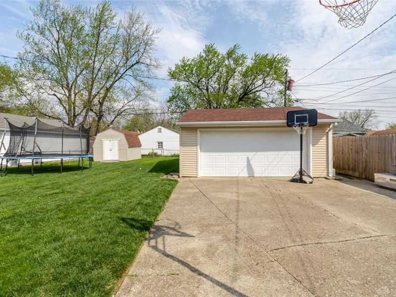 339 N American Boulevard, Vandalia, OH 45377 Photo 20