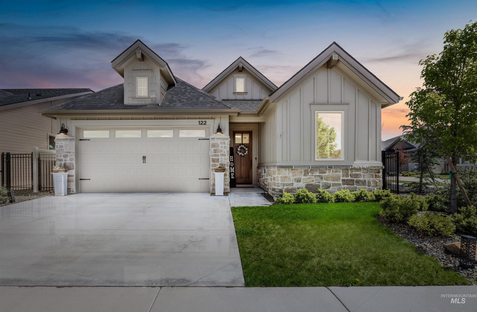 122 N Woody Knoll Ln, Eagle, ID 83616 Main Photo