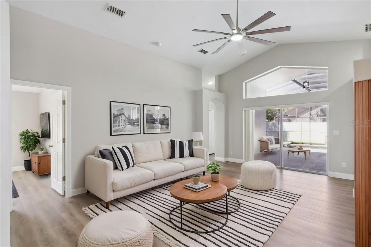 15932 Robin Hill Loop , Clermont, FL 34714 Photo