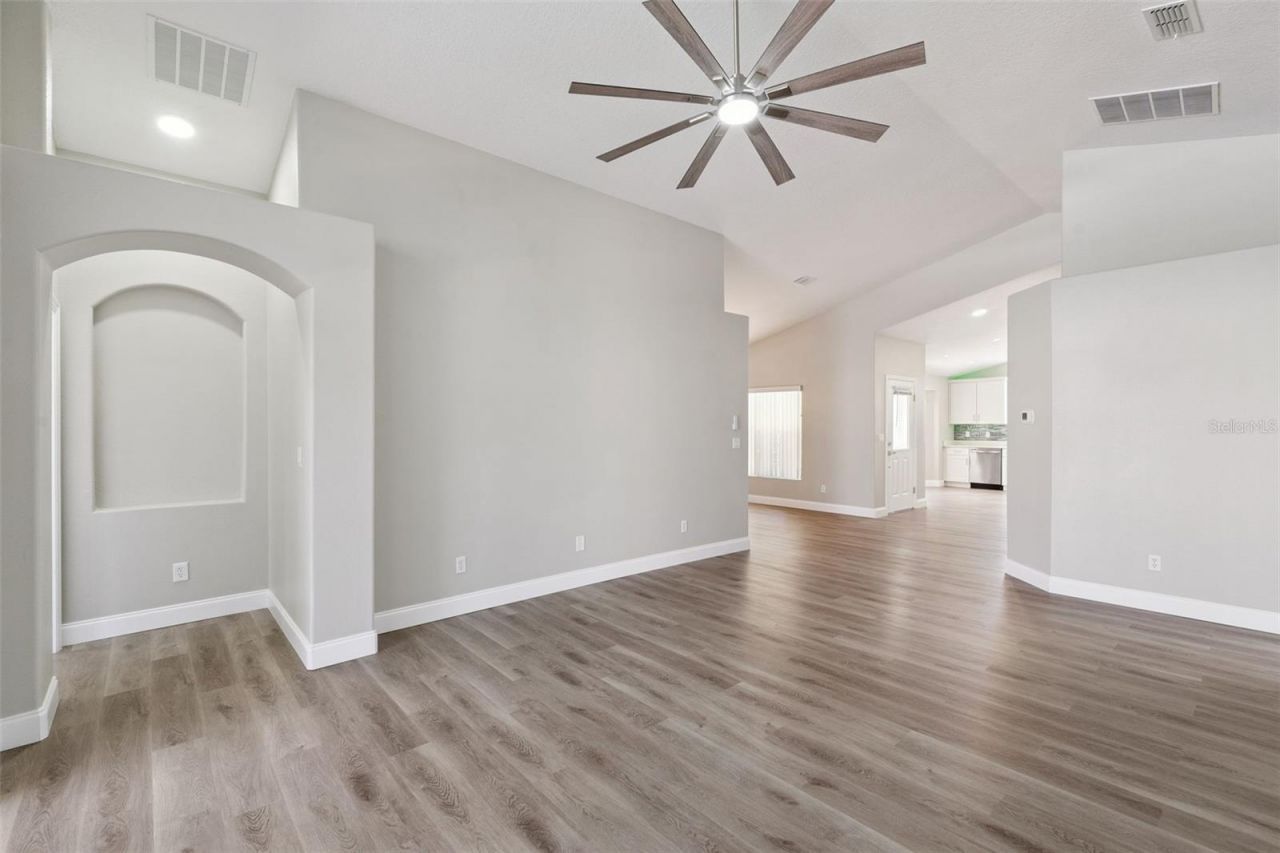 15932 Robin Hill Loop , Clermont, FL 34714 Photo