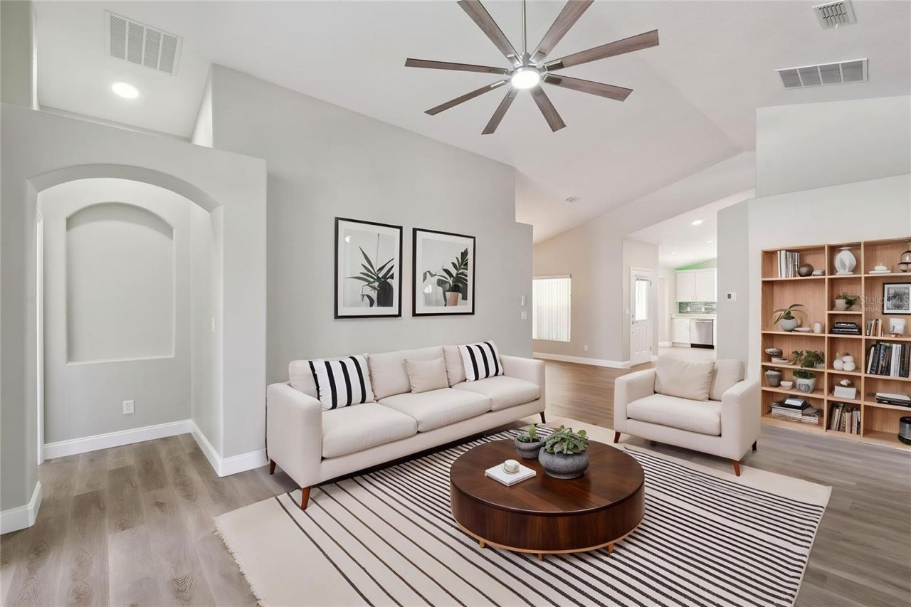 15932 Robin Hill Loop , Clermont, FL 34714 Photo