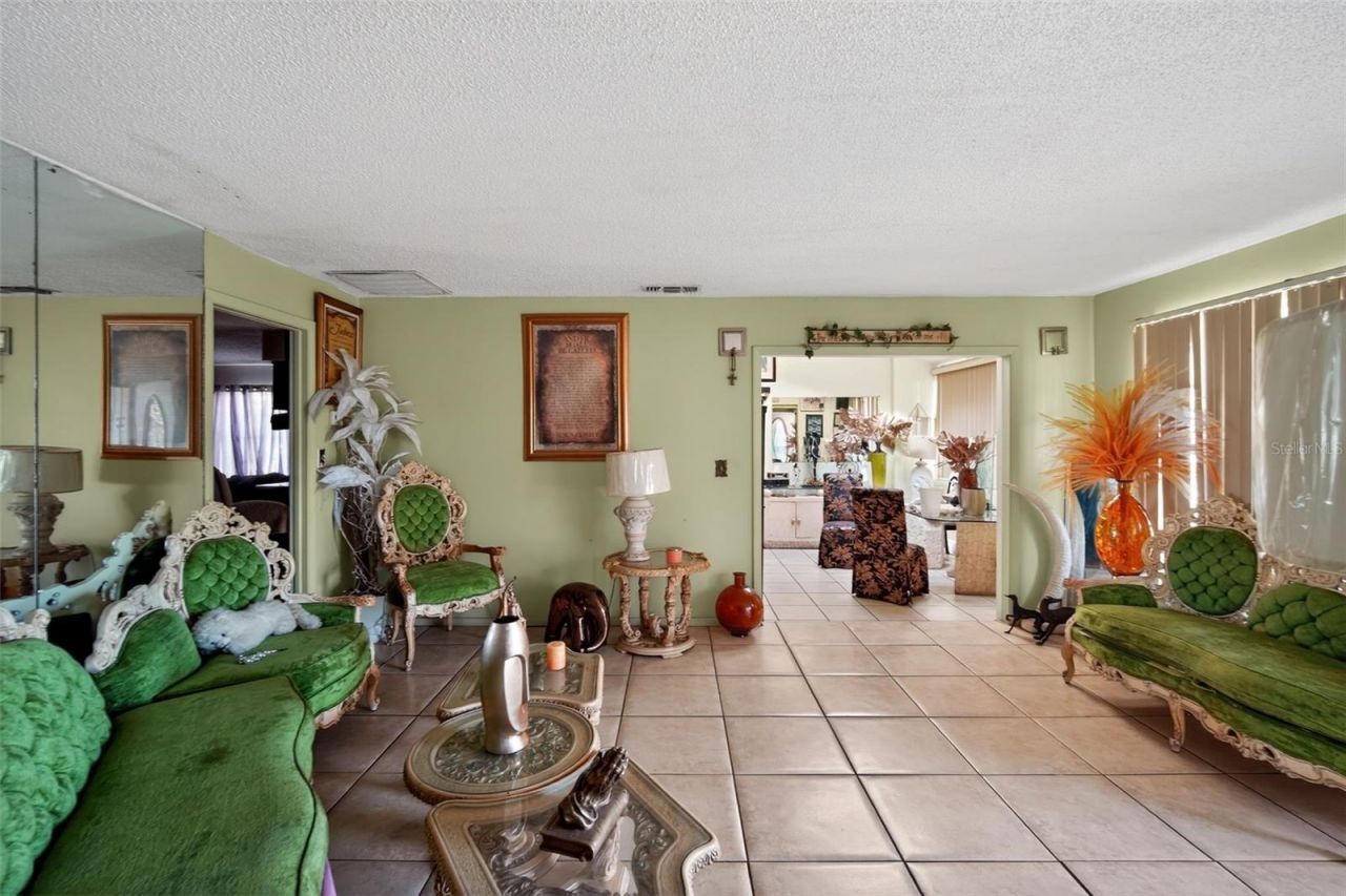 1803 S Wilkins Avenue, Plant City, FL 33563 Photo