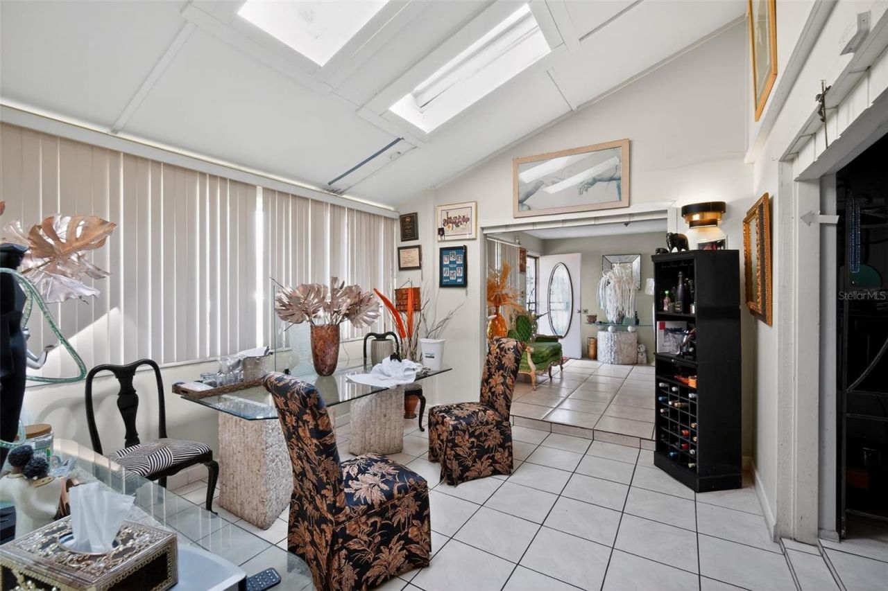 1803 S Wilkins Avenue, Plant City, FL 33563 Photo