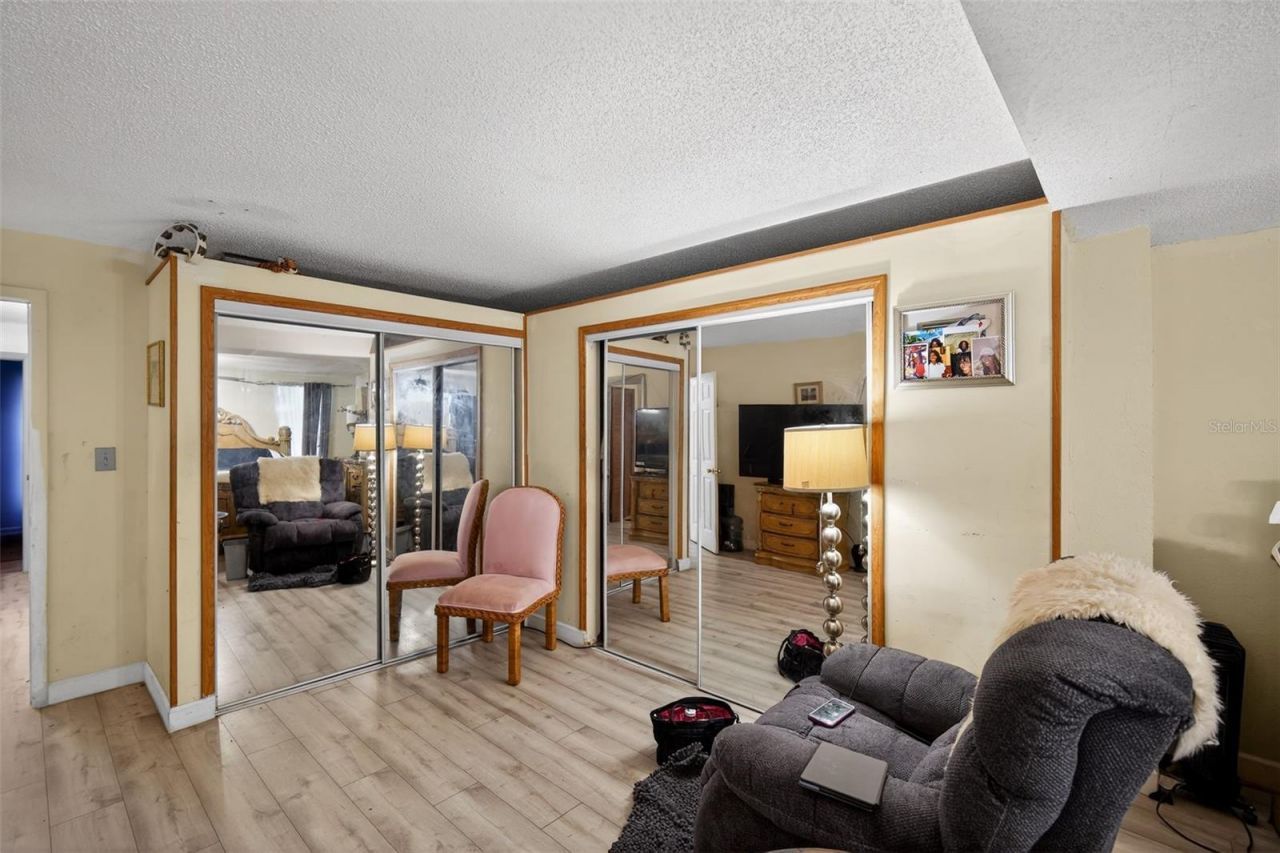 1803 S Wilkins Avenue, Plant City, FL 33563 Photo