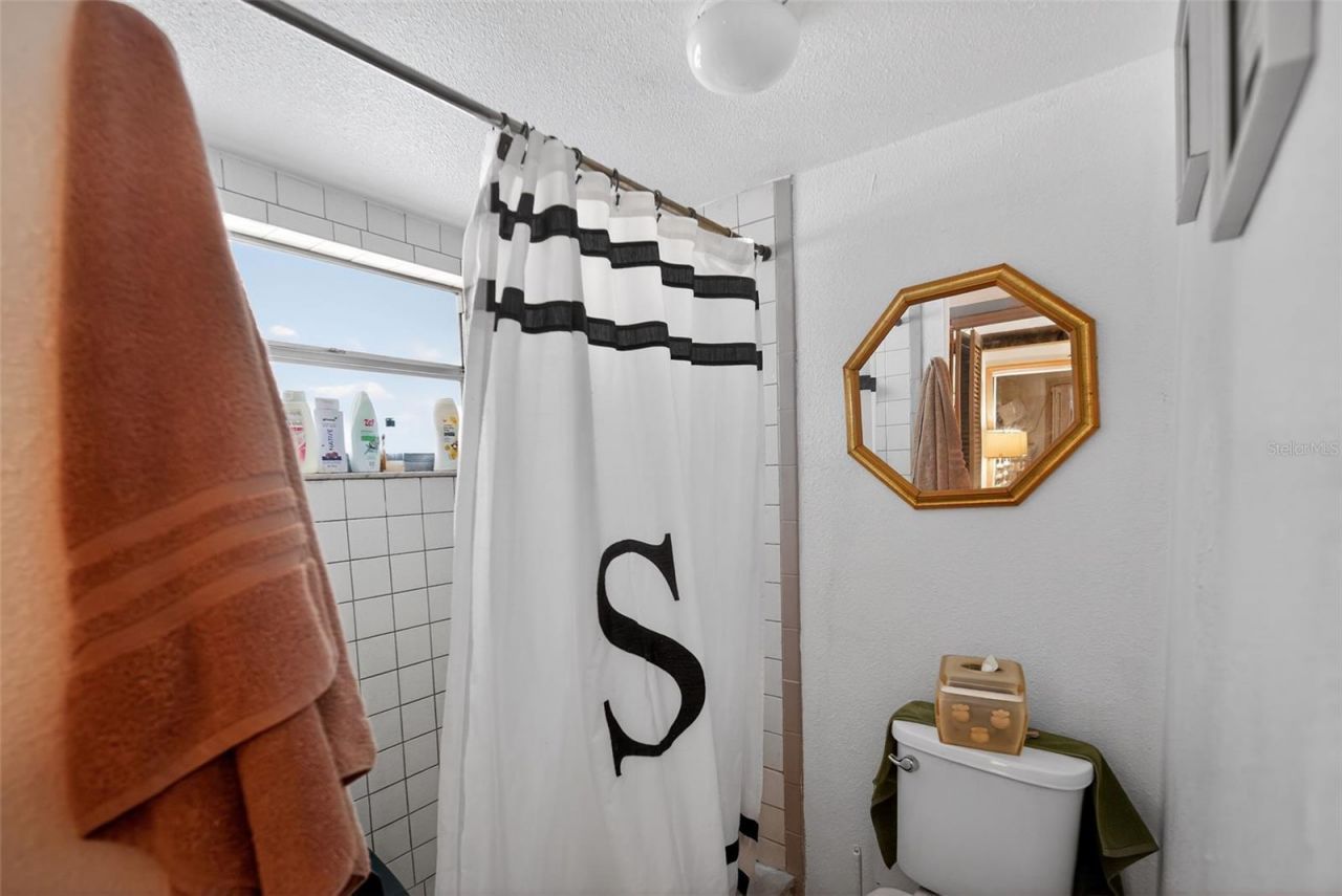 1803 S Wilkins Avenue, Plant City, FL 33563 Photo