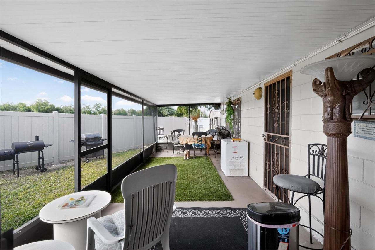 1803 S Wilkins Avenue, Plant City, FL 33563 Photo