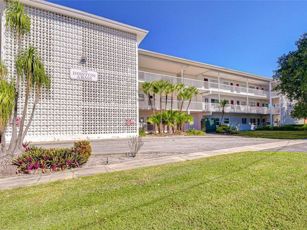 5155 9TH AVENUE N, Unit 205, ST PETERSBURG, FL 33710