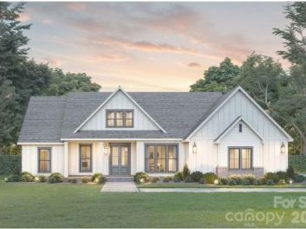 189 Laurel Ridge Road , Pisgah Forest, NC 28768