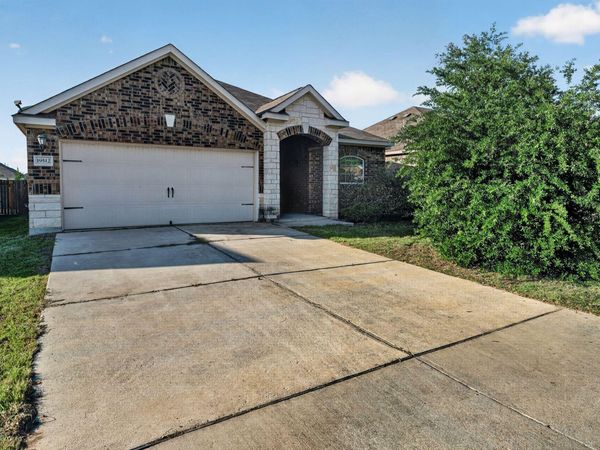 19512 James Manor ST , Manor, TX 78653