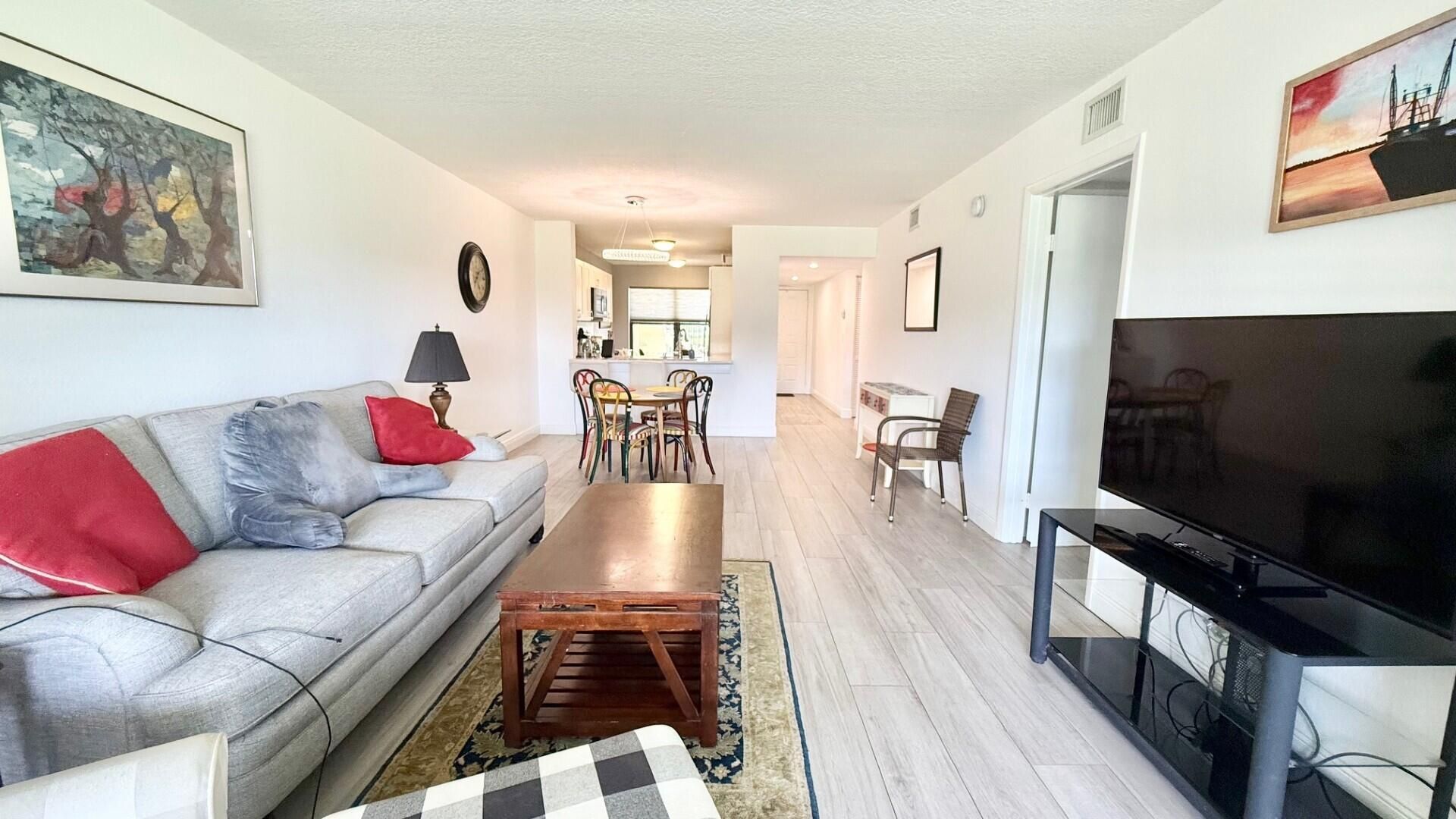 4692 Lucerne Lakes Boulevard E, Unit 103, Greenacres, FL 33467 Photo