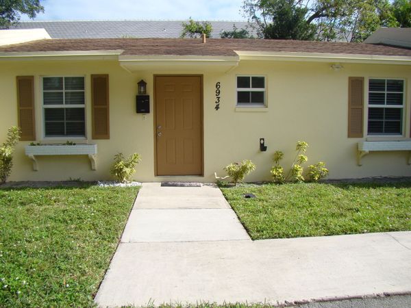 6934 NW 31st Avenue, Unit C-13, Fort Lauderdale, FL 33309