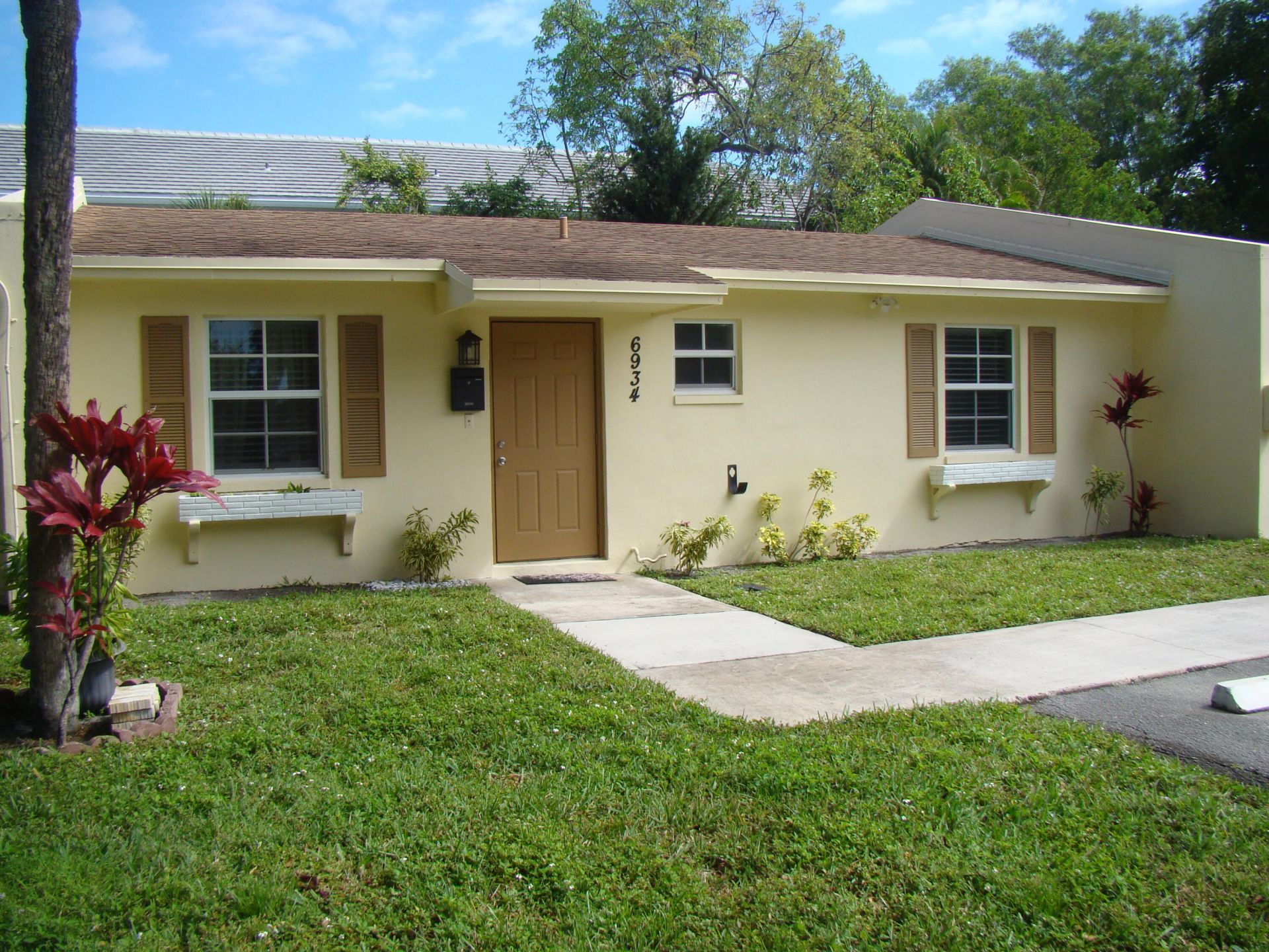 6934 NW 31st Avenue, Unit C-13, Fort Lauderdale, FL 33309 Photo