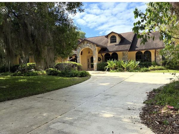 197 Tumblin Kling Road, Fort Pierce, FL 34982